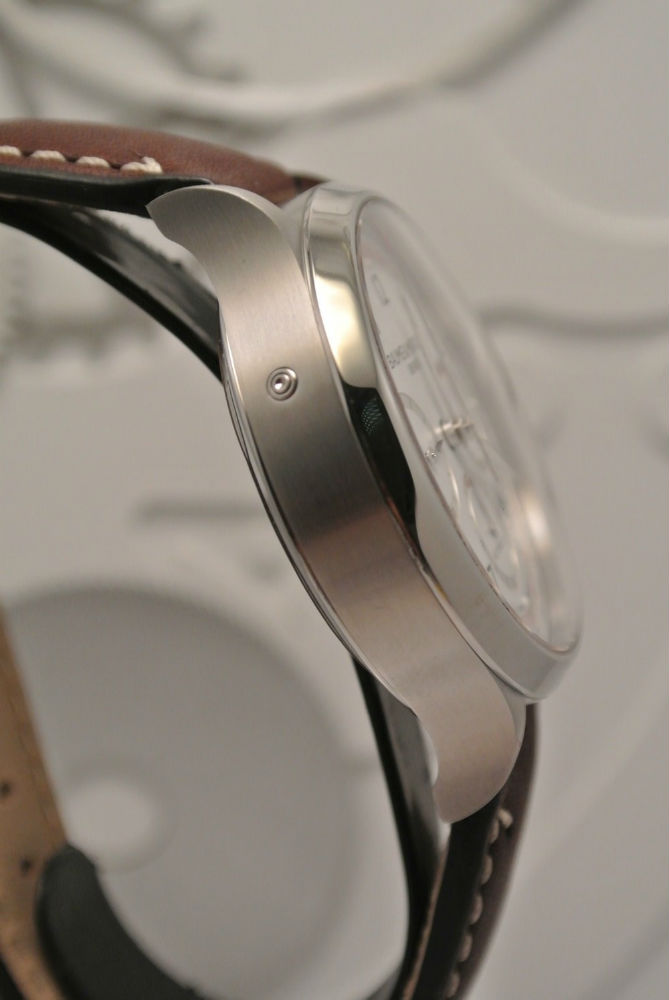 Baume & Mercier Capeland Chrono Side