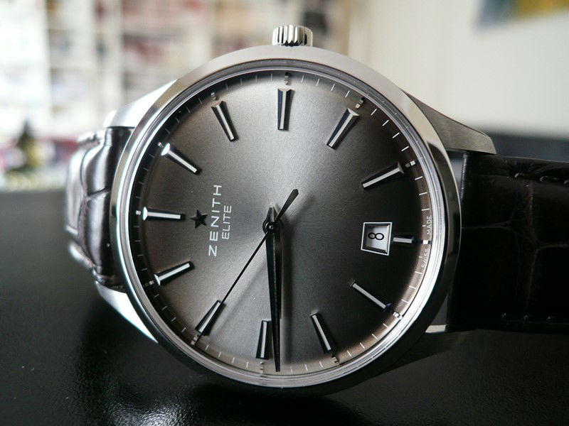 ZENITH Elite Captain Central Second