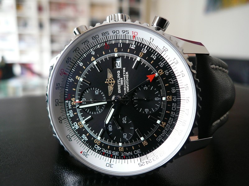 BREITLING Navitimer World