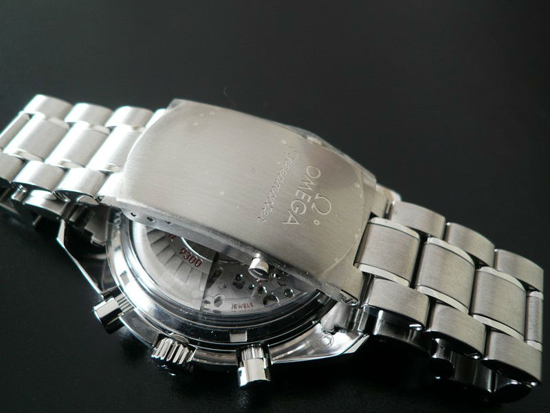 OMEGA Speedmaster Moonwatch Co-Axial