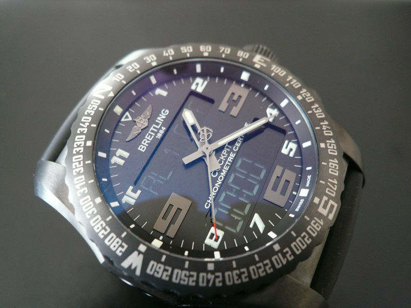BREITLING Cockpit B50