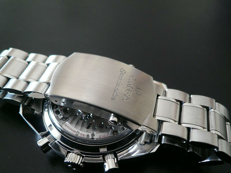 OMEGA Speedmaster Moonwatch Co-Axial