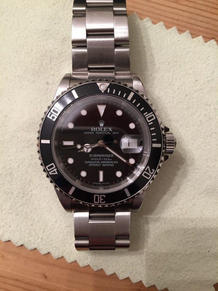 ROLEX Submariner DATE 16610 - 1997