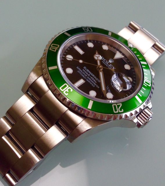 Rolex Submariner 16610 LV série F Fat Four